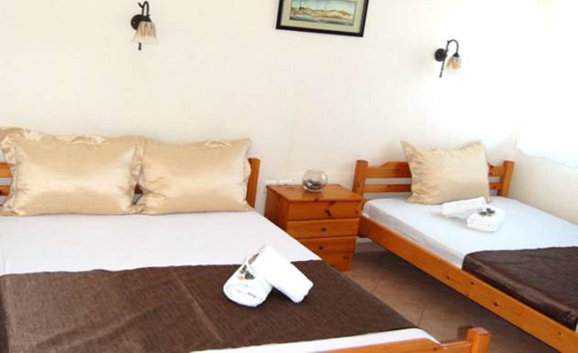 Melachrini Apartments Nea Vrasna Room photo